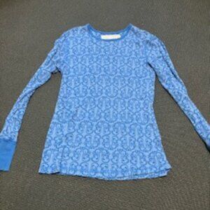 Aventura long sleeve blue printed t-shirt, from vintage Title Nine Size Large